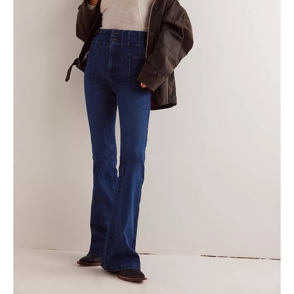 Free People Jayde Flare Jeans High Rise Bell Bottoms in Dark Wash Denim - Picture 1 of 12